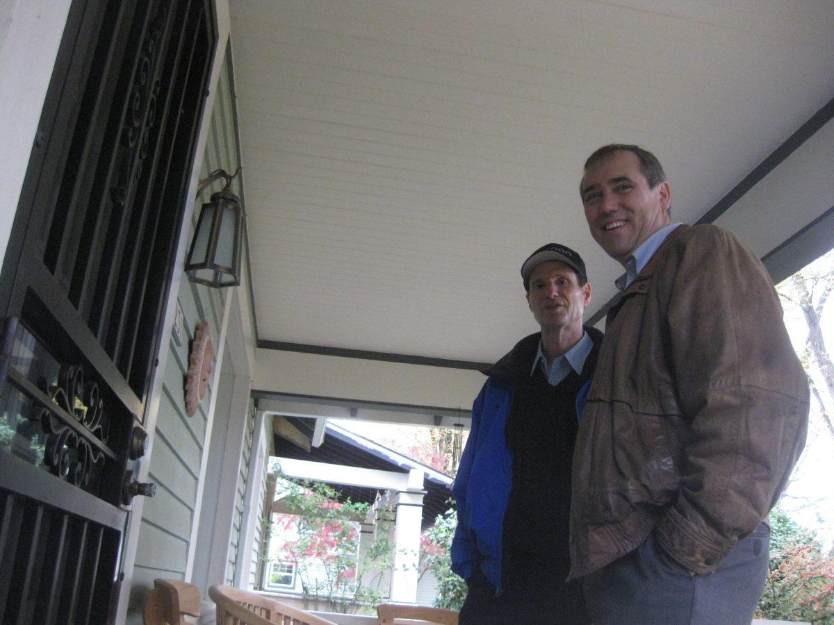 Senators Jeff Merkley and Ron Wyden (right to left). Both senators have been especially active recently, since the election of President Trump.  Photo by Matt Stollar.