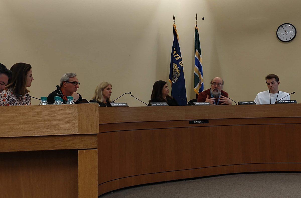 The PPS Board of Education engages in a discussion of issues around the district at their January 29 meeting.
Photo by: Leo Baudhuin.
